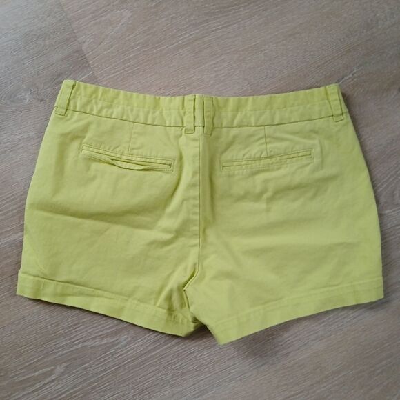 GAP Booty Shorts Khaki's City 3" Urban Neon Yellow/Green 80's Flat Front Size 8 - Picture 7 of 8